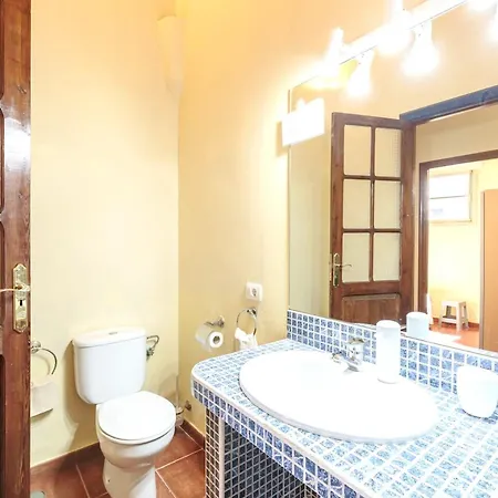 Apartment 3 Bedrooms At Cruz De La Palma 100 M Away From The Beach With Terrace And Wifi *